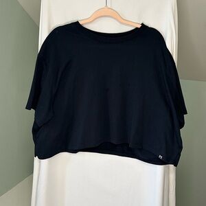 Under Armour Women's Black Cropped Top size XL